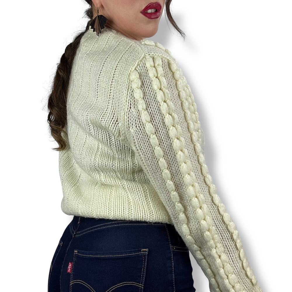 1970's cream cable knit cardigan with tassels - Picture 9 of 17